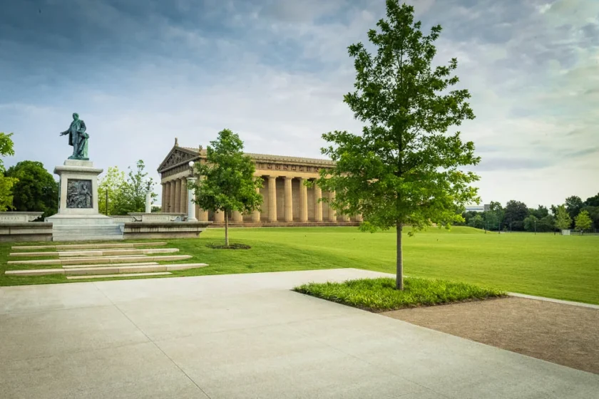 Nashville, TN Landscape Design Team