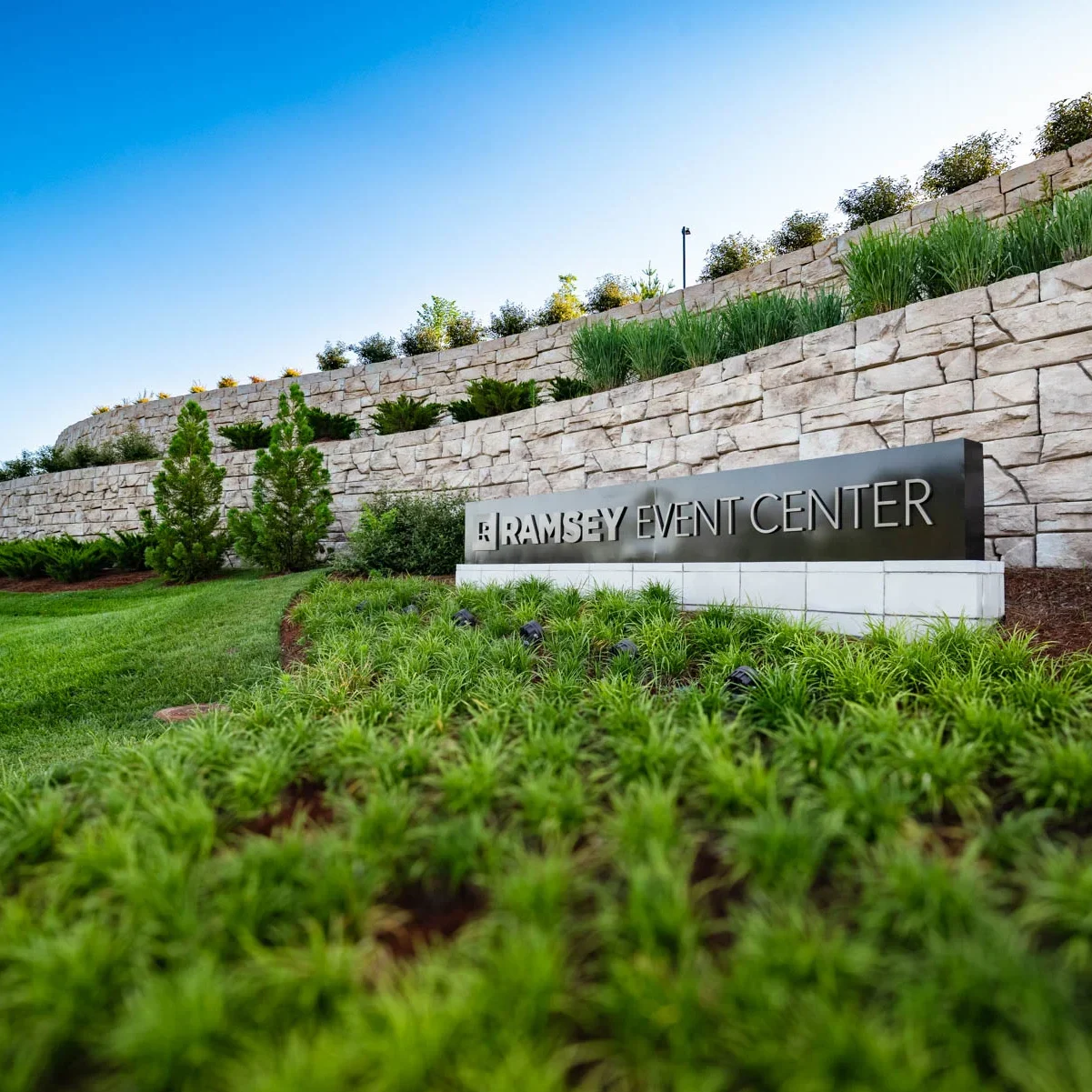 Brentwood, TN Commercial Landscape Maintenance